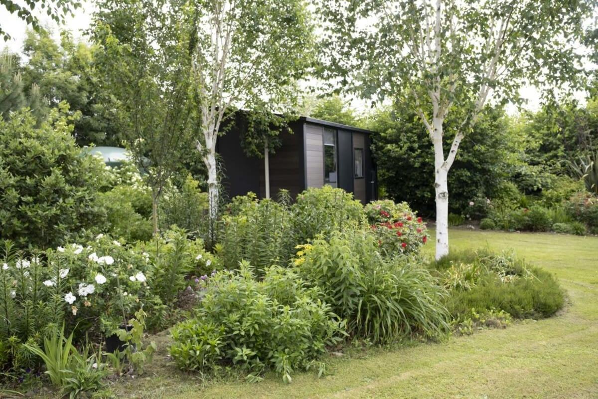 Tiny Away Benger Garden 2 By Tiny Away Villa Millers Flat Екстериор снимка